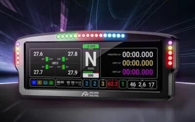 Ascher Racing enthüllt AR8 Dashboard: 8 Zoll XXL-Bildschirm